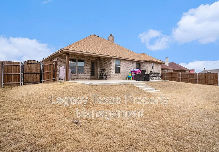 226 Harp Ave — Photo 16