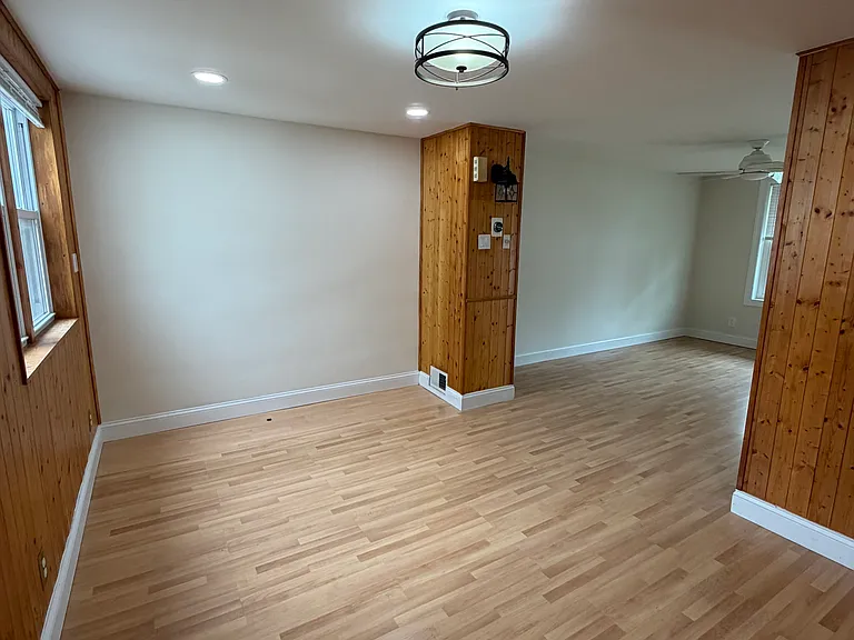 3588 Belgrade St — Photo 15