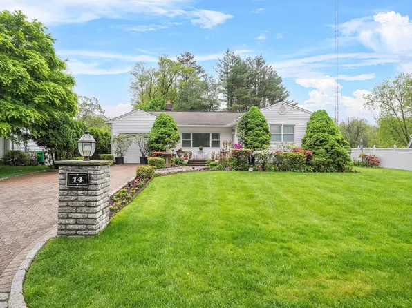14 Essex Place, Hartsdale, NY 10530