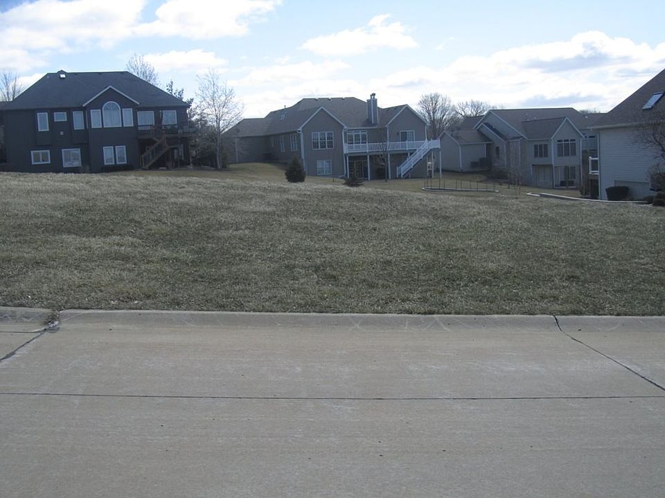1st image of 29 Sandstone Ct