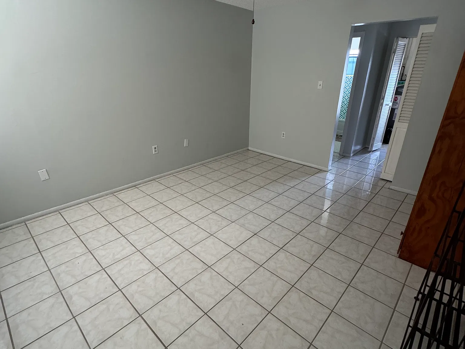 2 bed, 1000 sqft, $1,000 — Photo 2