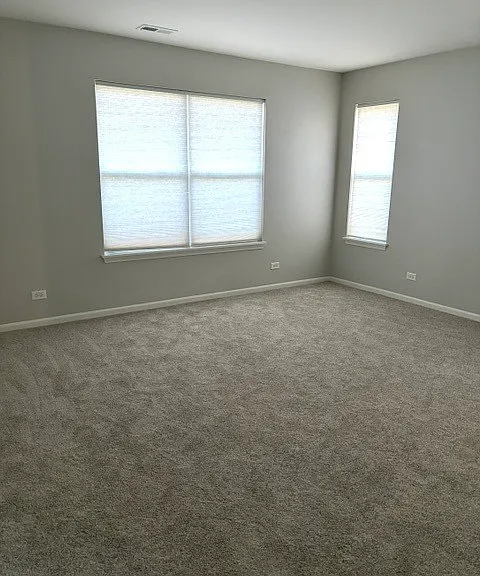 407 Blackstone Ave #0 — Photo 9
