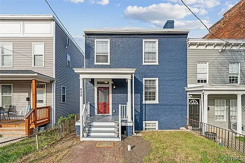 808 W Clay St Photo 1