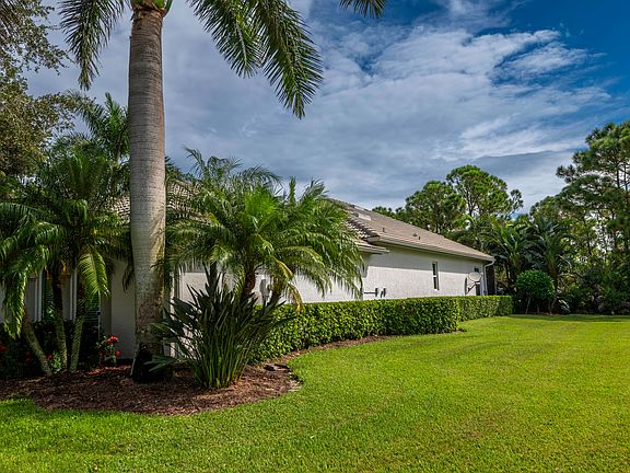 4th image of 4579 NW Indian Oak Court