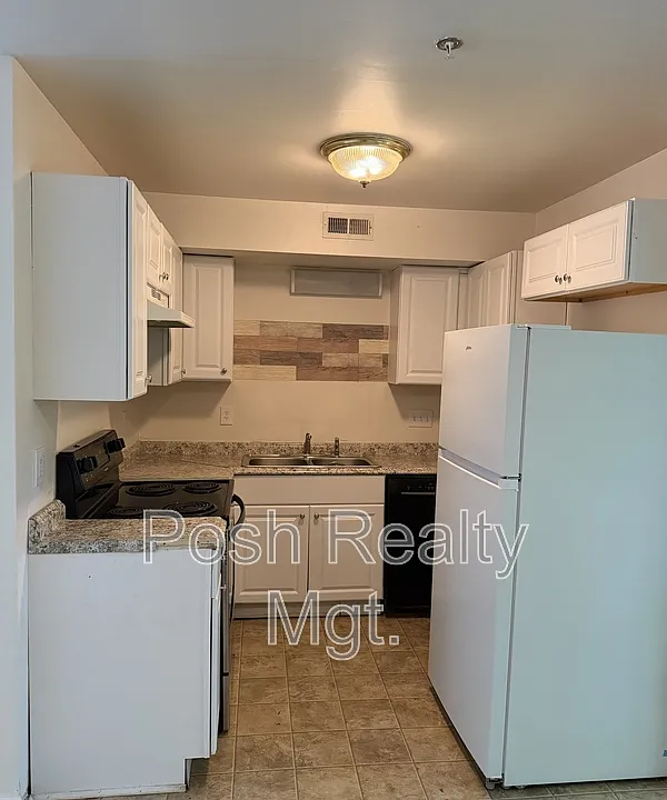 308 Ardale Dr #2E