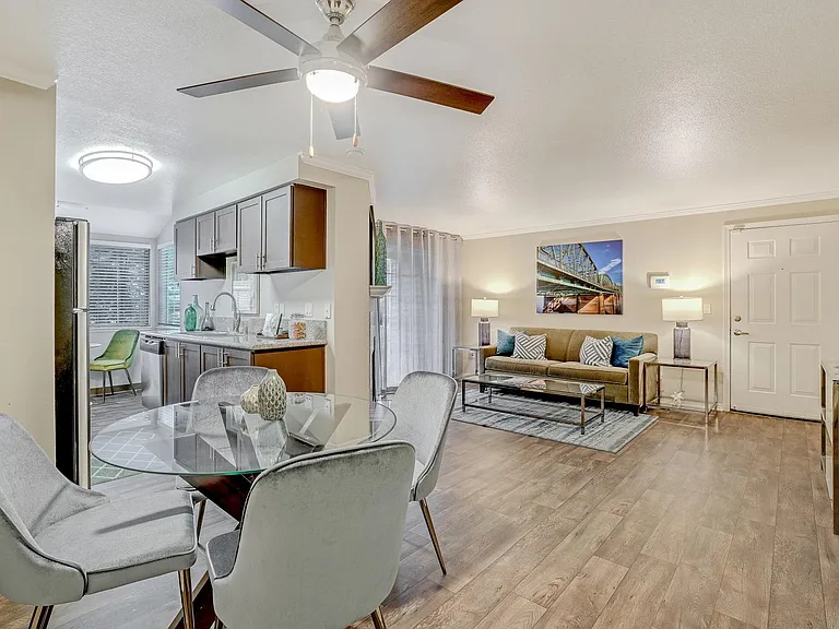 Walnut Grove Landing — Photo 3