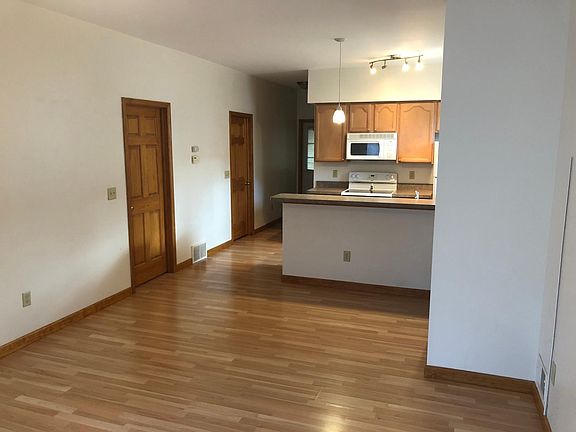 2nd image of 21 Church St #2