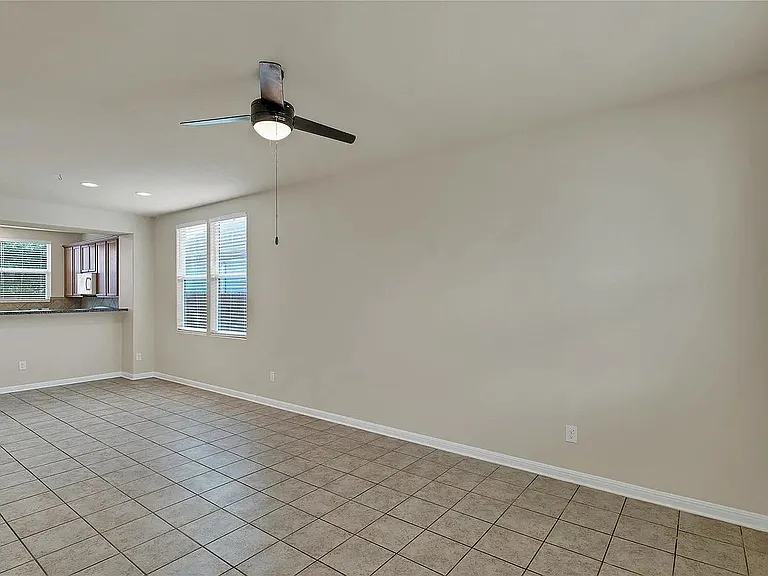 334 Newberry Main Cv — Photo 28