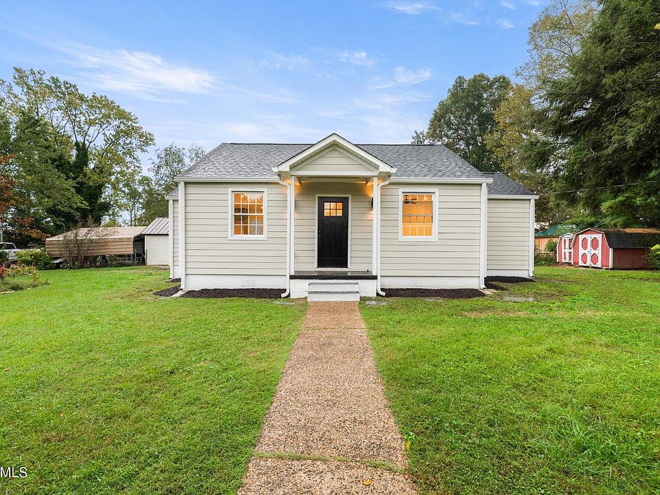 1st image of 4606 Pinecrest Dr