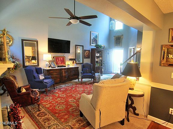 5th image of 303 Nantucket Court