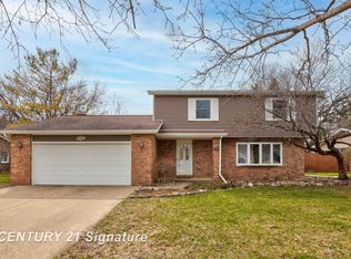 3679 Canyon Dr, Saginaw, MI