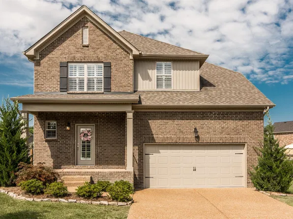 120 Jameson Pl, Hendersonville, TN 37075