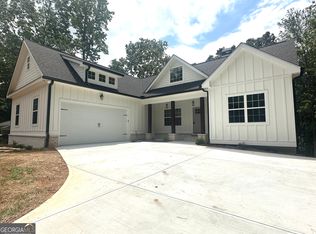 3344 Robinson Rd, Gainesville, GA 30506