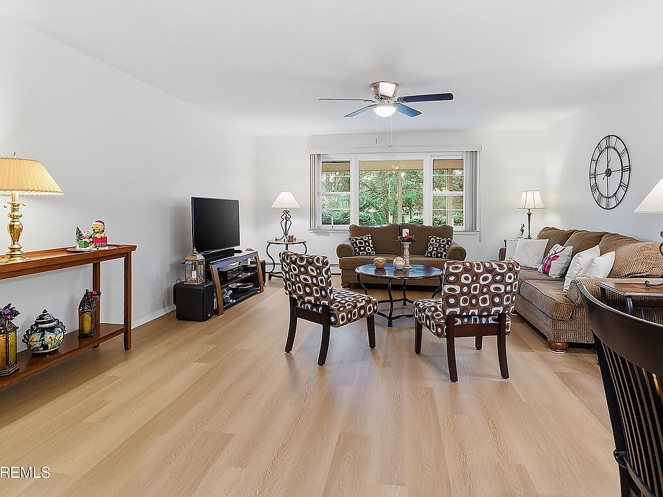 1st image of 1111 Waterberry Court S