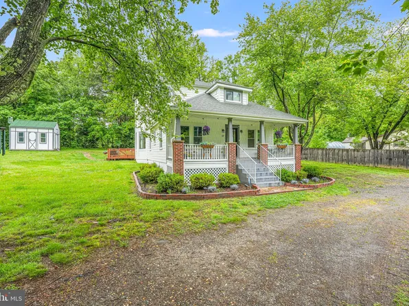 321 Belle Plains Rd, Fredericksburg, VA 22405