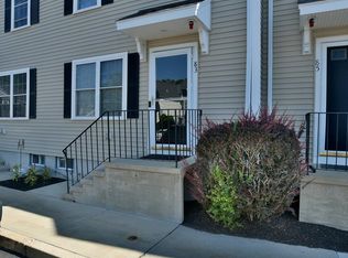83 Boxberry Ln #83, Rockland, MA 02370