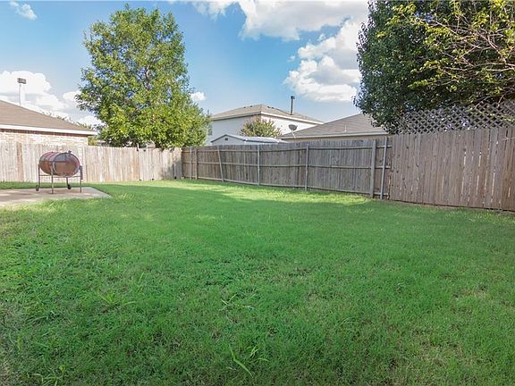 5th image of 3925 Stonewick Ct