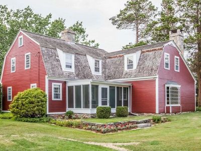 25 Middlefield St, Groton, CT, 06340
