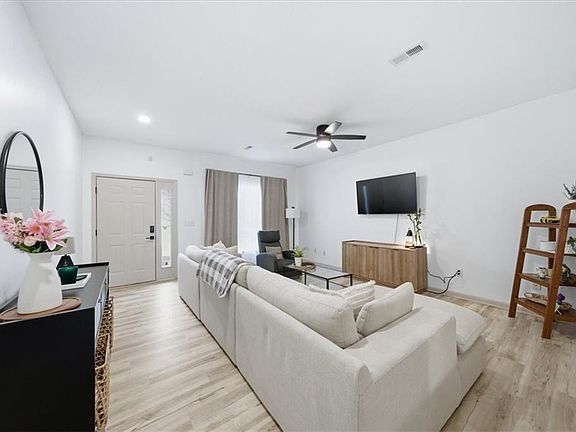 4th image of 12220 N Pomona Ln