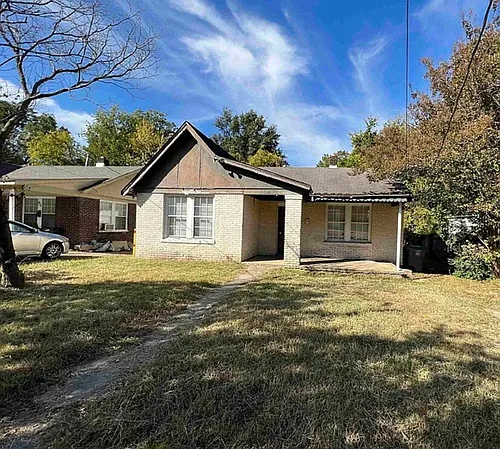 837 Kippley St Photo 1