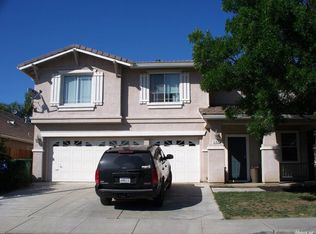 532 Red Robin Dr, Patterson, CA