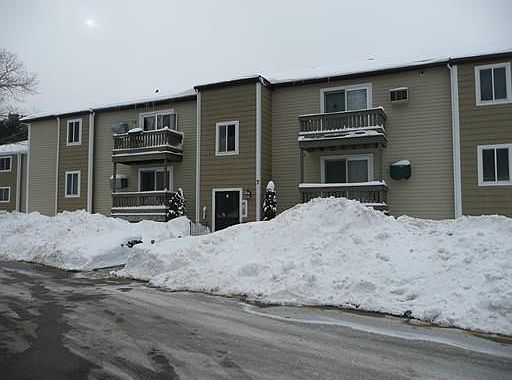 2nd image of 451 School St #79