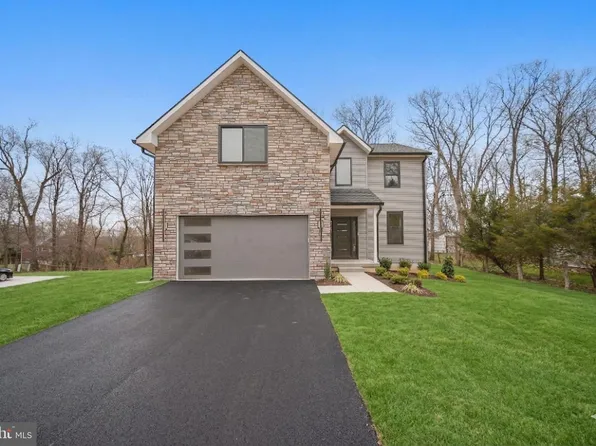 2947 Bridge St, Furlong, PA 18925