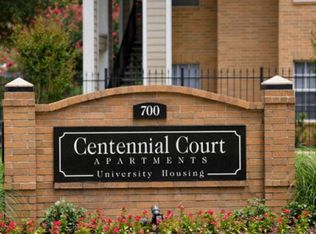 700 W Mitchell Cir, Arlington, TX 76013