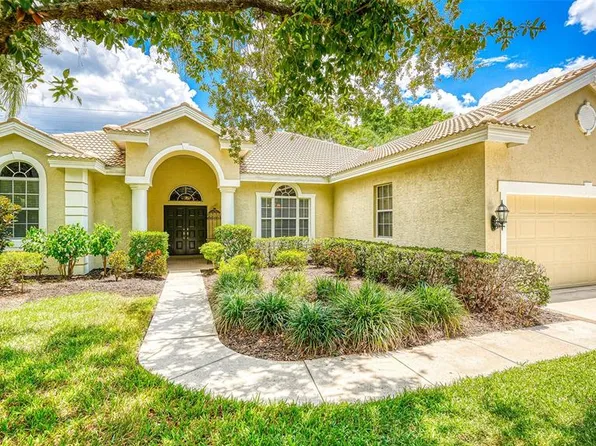 7031 Lancaster Ct, University Park, FL 34201
