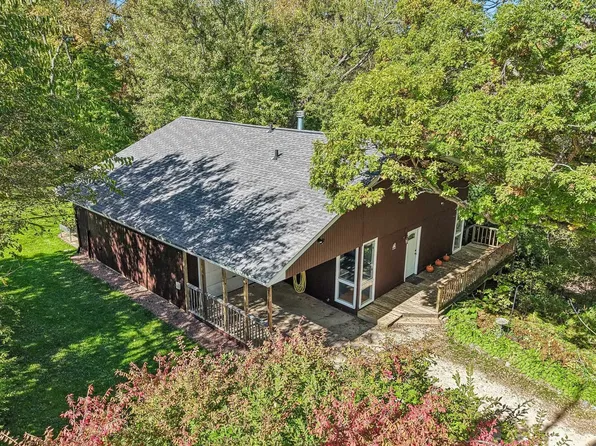 10616 Fesenfeld Rd, Black Earth, WI 53515