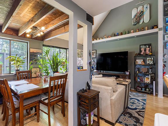3rd image of 411 E Foothill Blvd APT 3