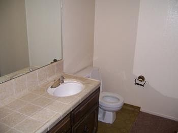 5th image of 1459 W Norwich Ave #101