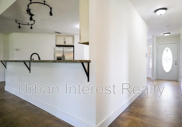 4658 Sunsail Cir — Photo 6