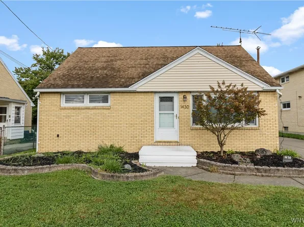 1430 Center Rd, Buffalo, NY 14224