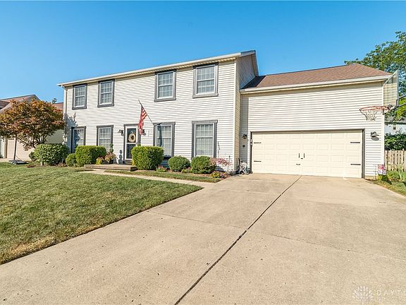 2nd image of 819 Meyers Ct