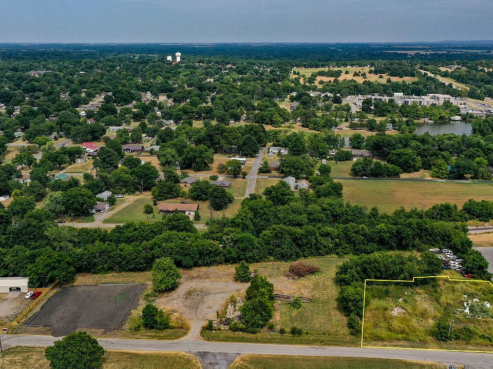 1st image of 1029 S Sioux St Lot Wp001