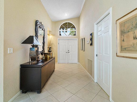 4th image of 9651 Orchid Grove Trl