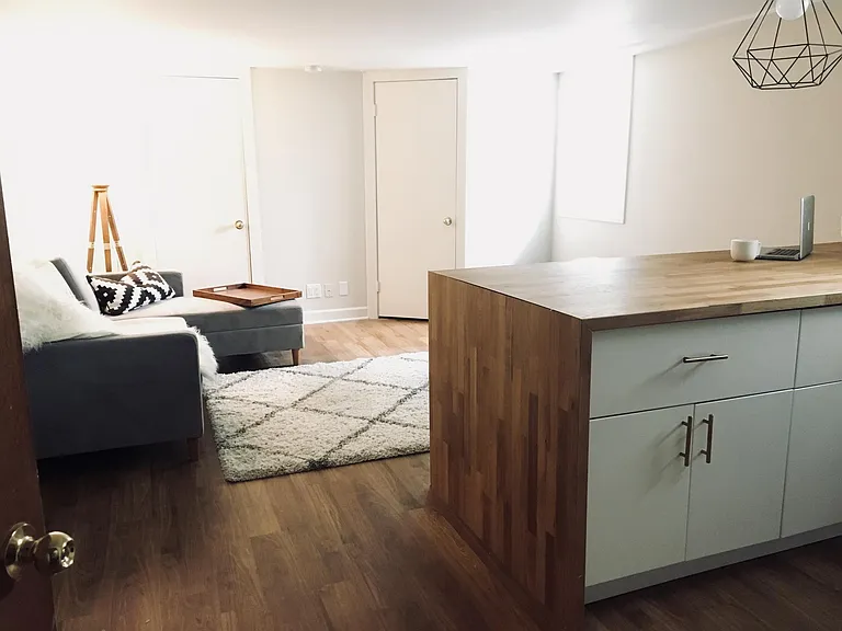 2725 Bryant Ave S #2 — Photo 1