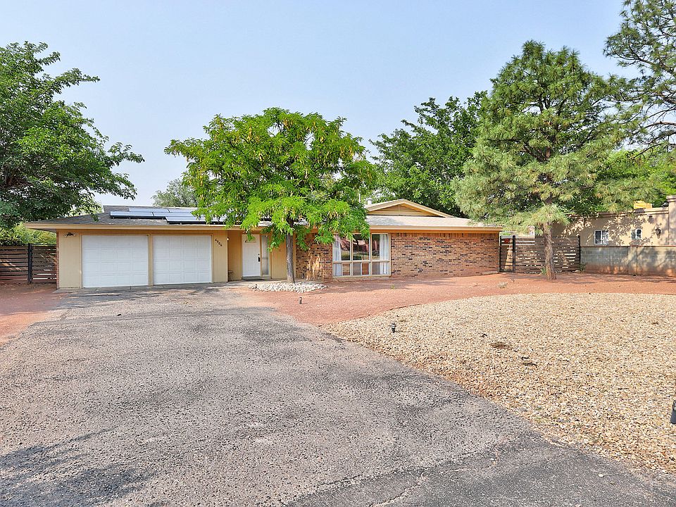 1st image of 4906 Fairfax Dr NW