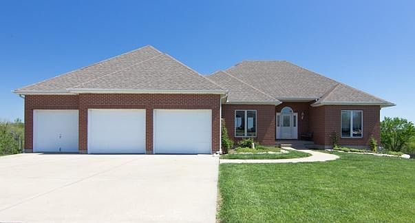 1st image of 1304 Foxtail Dr
