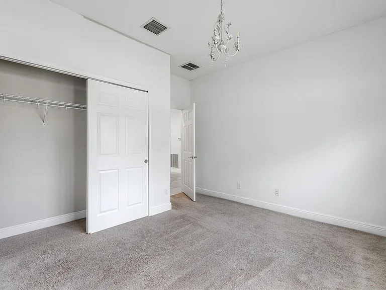 1367 NW Leonardo Cir — Photo 7