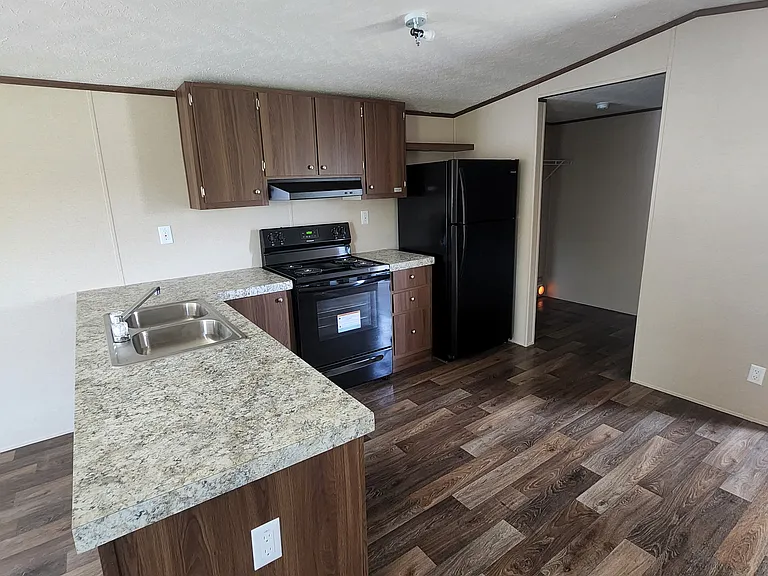 11416 County Road 152 W — Photo 13