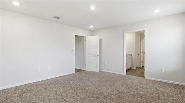 82 Haley Dr — Photo 13