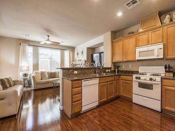 4th image of 9143 Black Maple Ave
