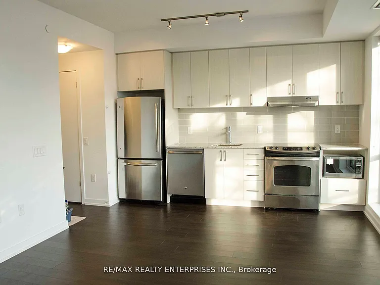2560 Eglinton Ave W #310 — Photo 3