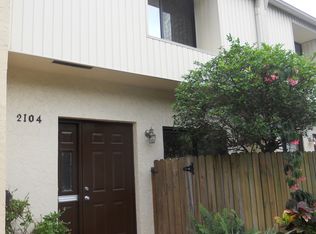 2122 NE 44th St, Lighthouse Pt, FL 33064