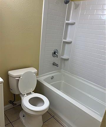 5th image of 7621 Alabama St