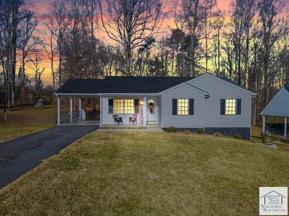 53 Wickersham Rd, Ridgeway, VA 24148