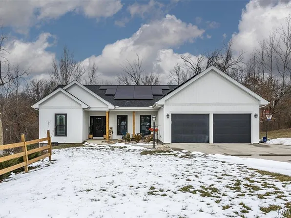 25806 Nellies Rdg, Dow, IL 62022