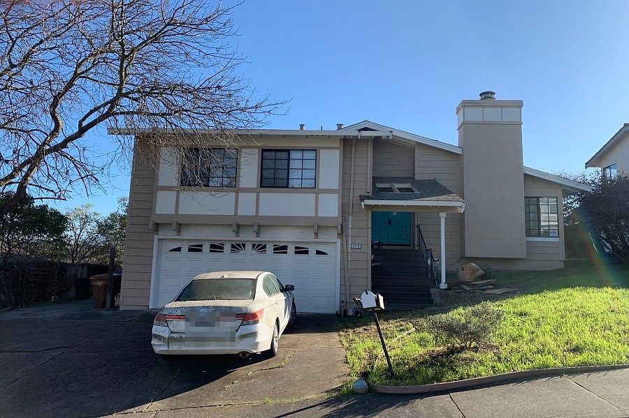 1st image of 2316 Holly View Dr